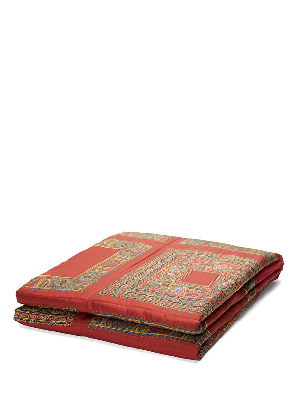 Kırmızı İpek Yatak Örtüsü