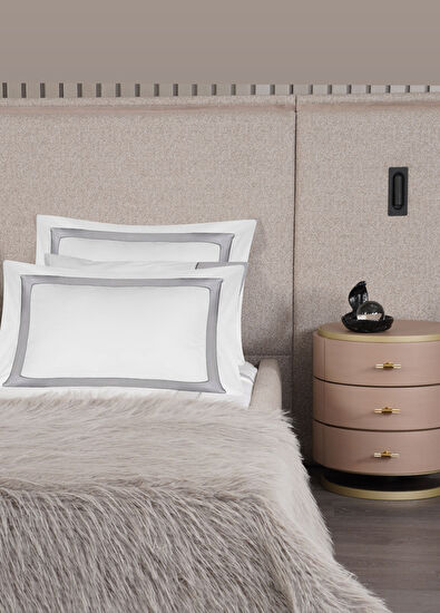 Gri Beyaz Pamuk Saten Çift Kişilik Nevresim Takımı 220 x 240 cm