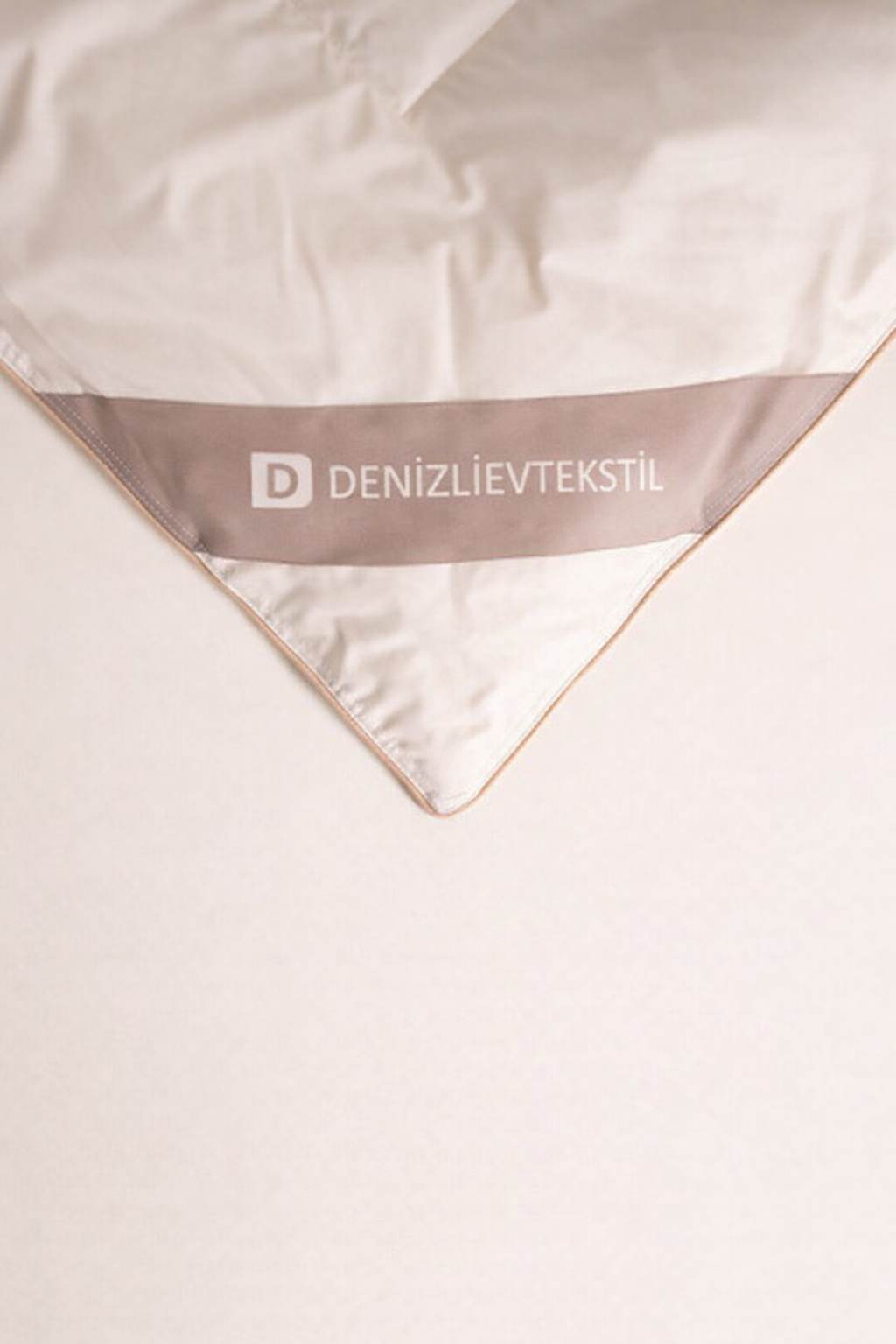 Saf Yün Çift Kişilik Yorgan